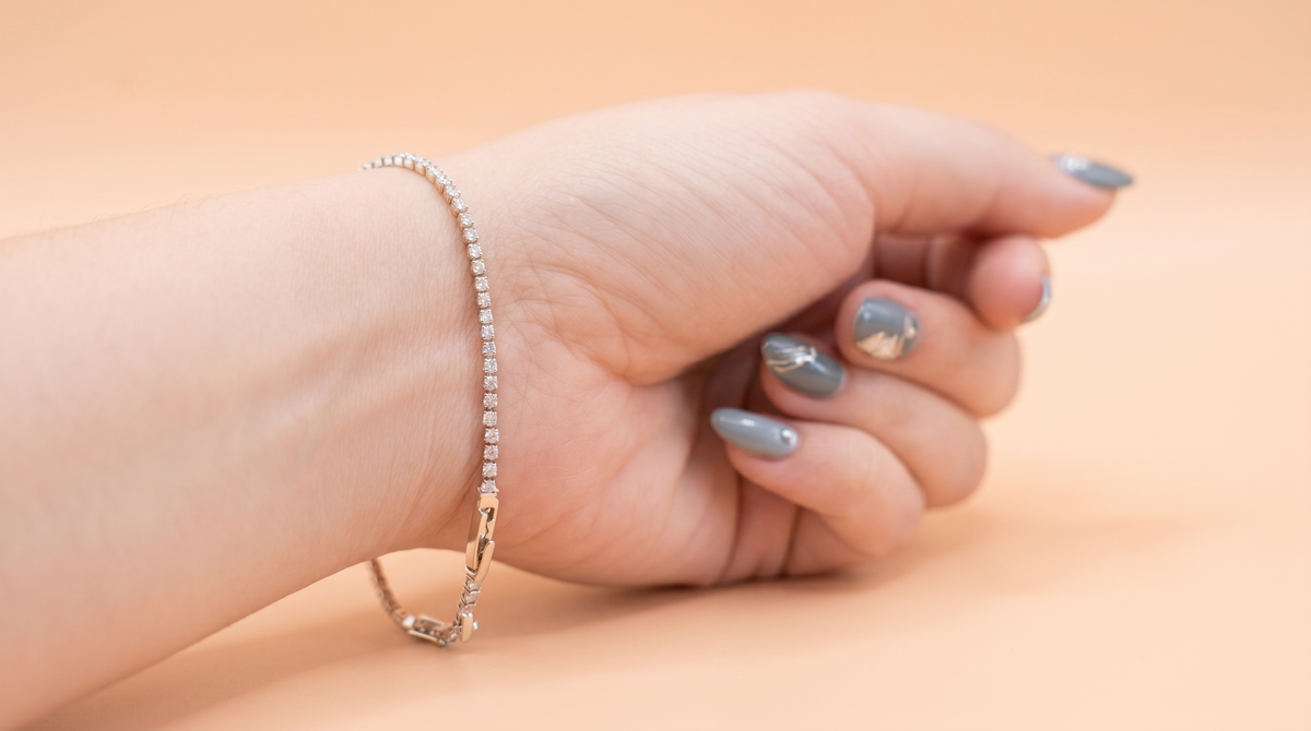 Sparkling crystal tennis bracelet