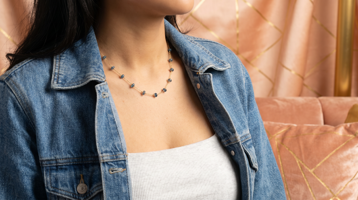 Blue gem necklace