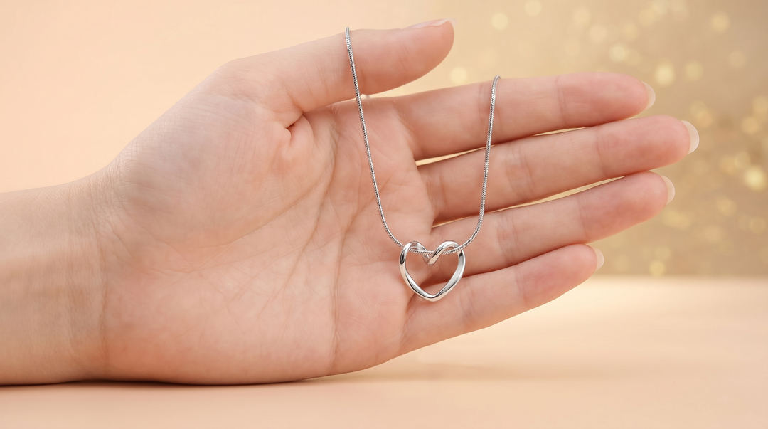 Silver Minimalist Heart Necklace