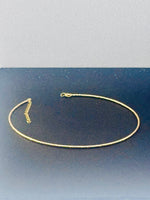 Load image into Gallery viewer, Minimalist Golden-Colour Neck Cuff
